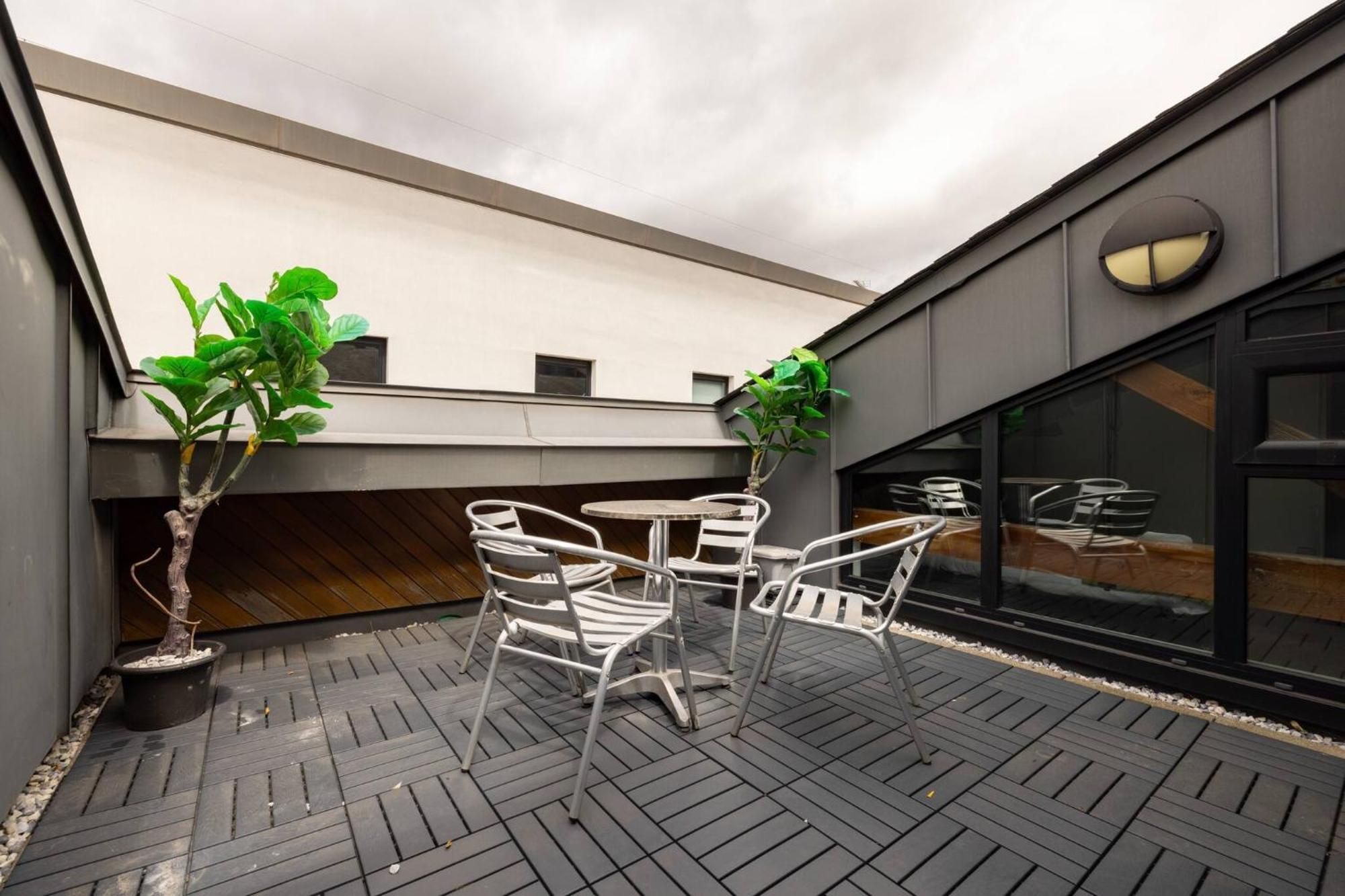 Wild Roses Serviced Apartments - Excel Warehouse 2 لندن المظهر الخارجي الصورة