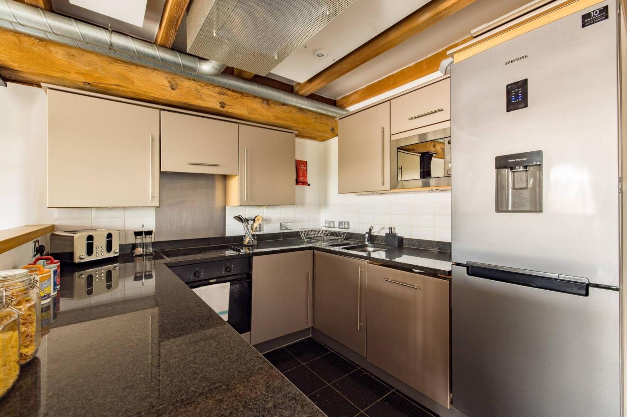 Wild Roses Serviced Apartments - Excel Warehouse 2 لندن المظهر الخارجي الصورة